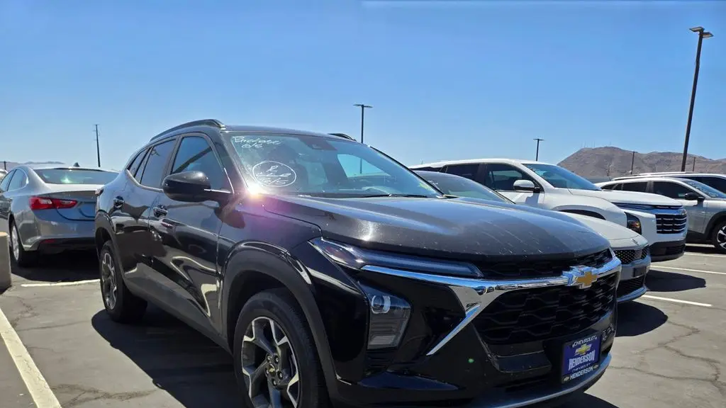 Preowned 2025 Chevrolet Trax LT for Sale