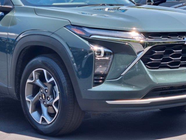 2025 Chevrolet Trax - $23,995