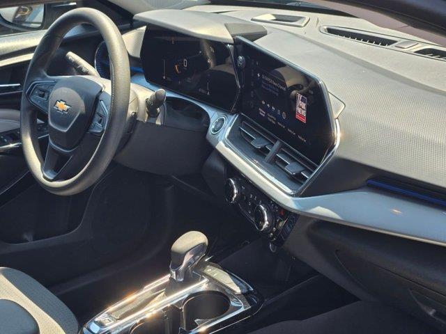 2025 Chevrolet Trax - $23,995
