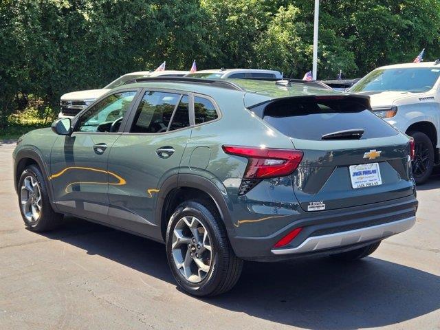 2025 Chevrolet Trax - $23,995