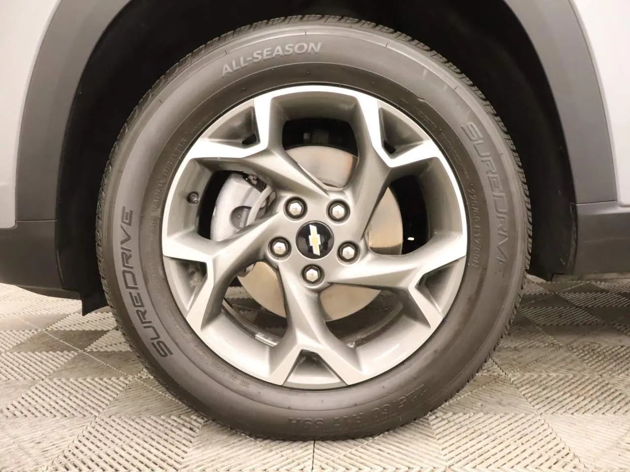 2025 Chevrolet Trax - $17,867