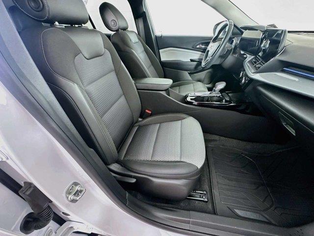 2025 Chevrolet Trax - $24,997