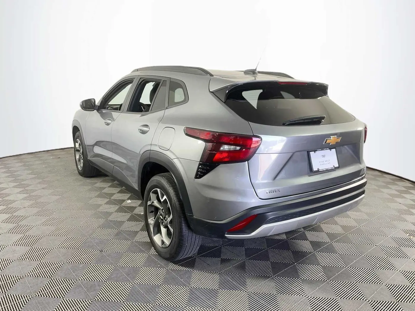 2025 Chevrolet Trax - $20,995