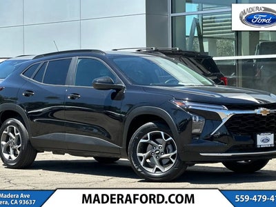 Photo of a 2025 Chevrolet Trax LT 4DR Crossover for sale