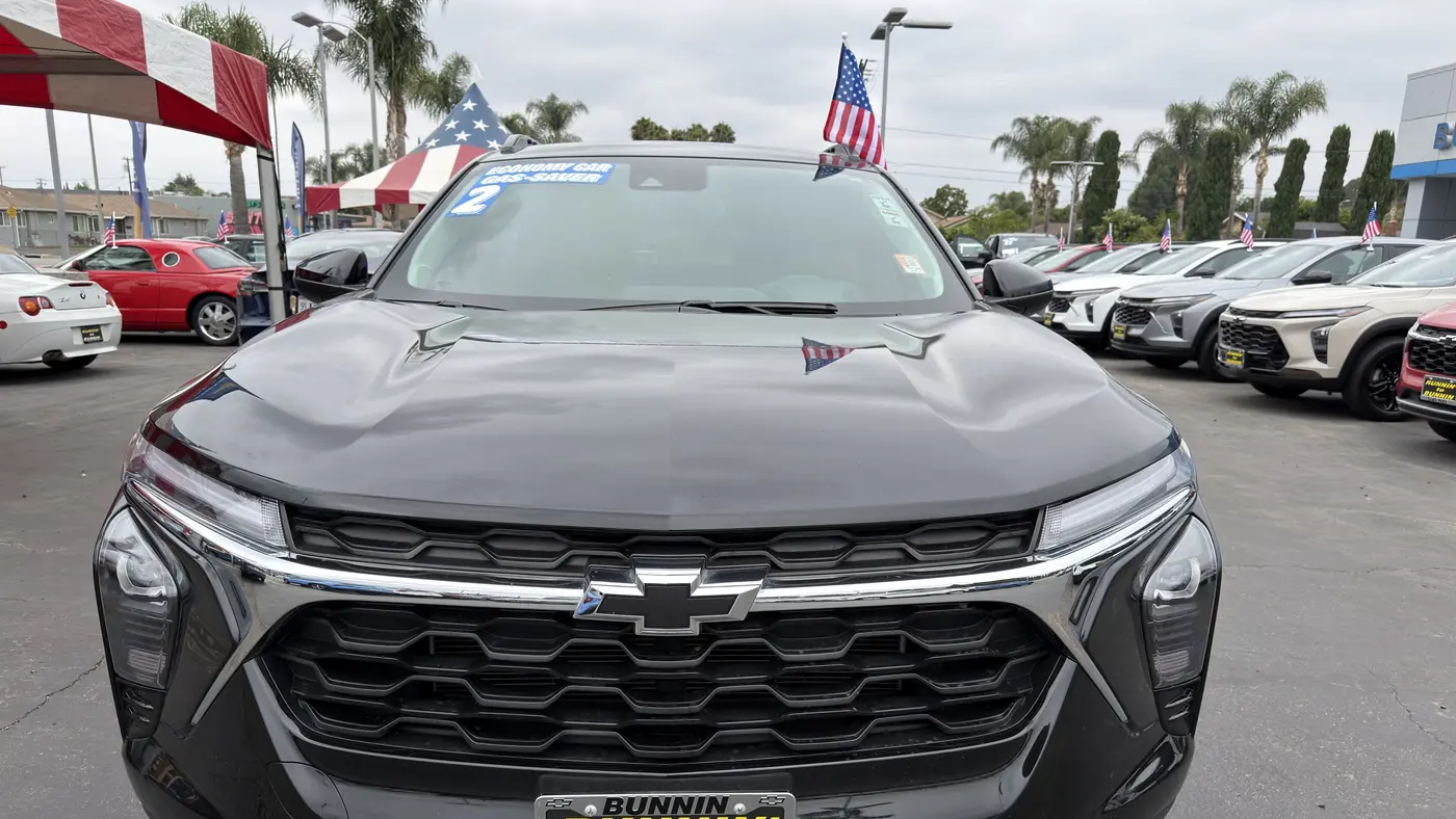2025 Chevrolet Trax LT