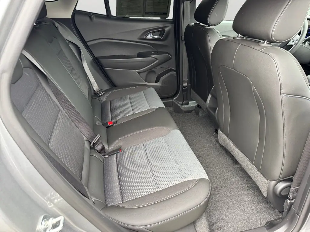 2025 Chevrolet Trax - $21,000