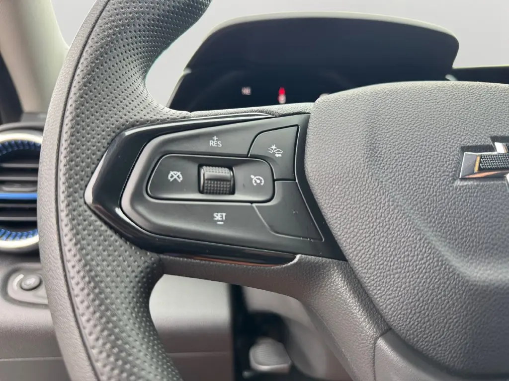 2025 Chevrolet Trax - $21,000