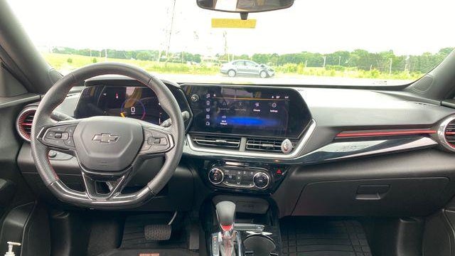 2024 Chevrolet Trax RS
