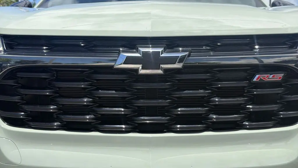 2024 Chevrolet Trax RS