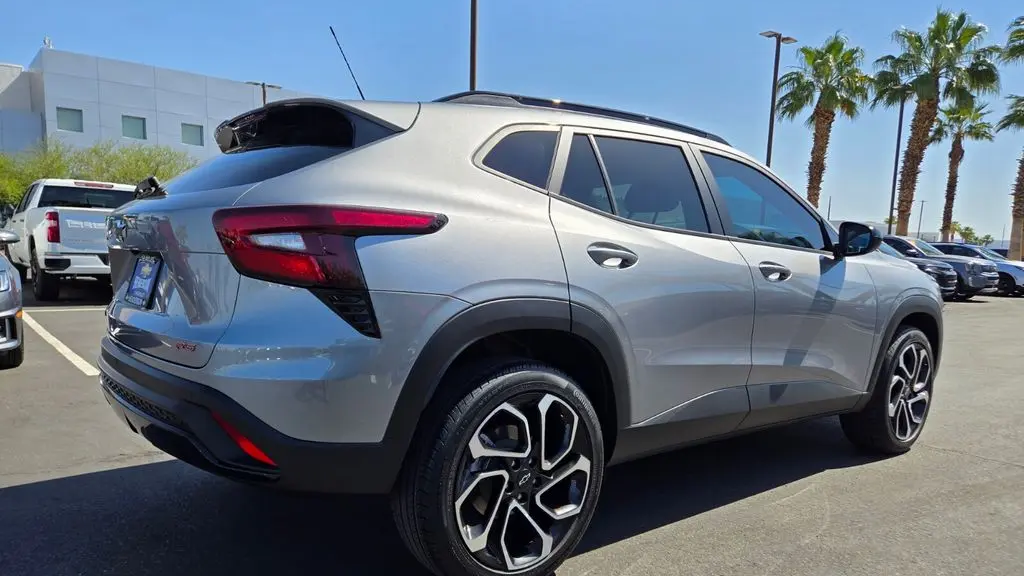 2024 Chevrolet Trax RS