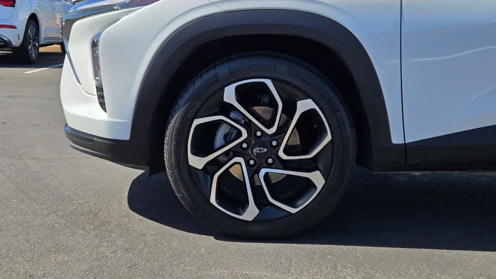 2024 Chevrolet Trax RS