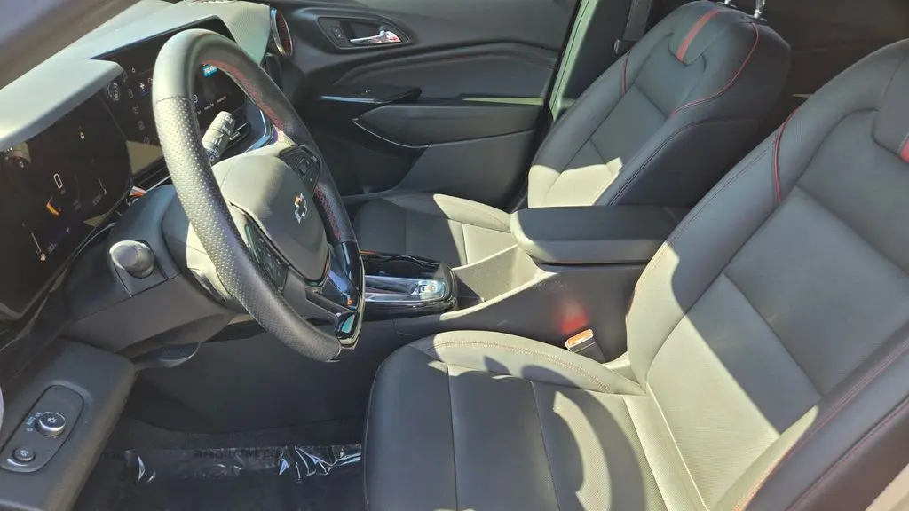2024 Chevrolet Trax RS