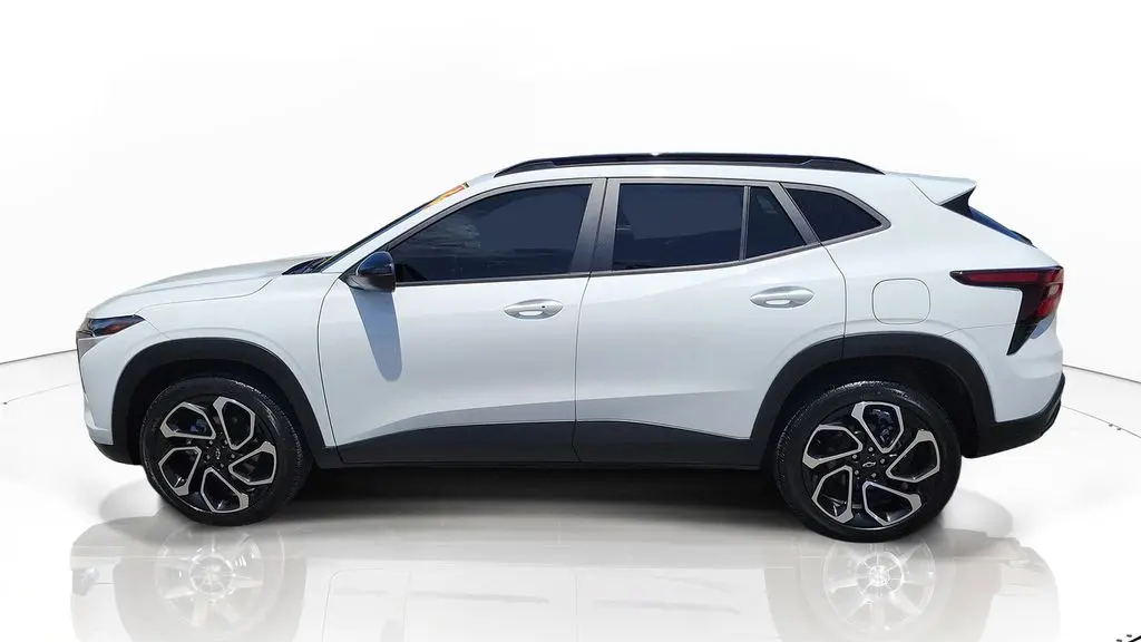 2024 Chevrolet Trax RS
