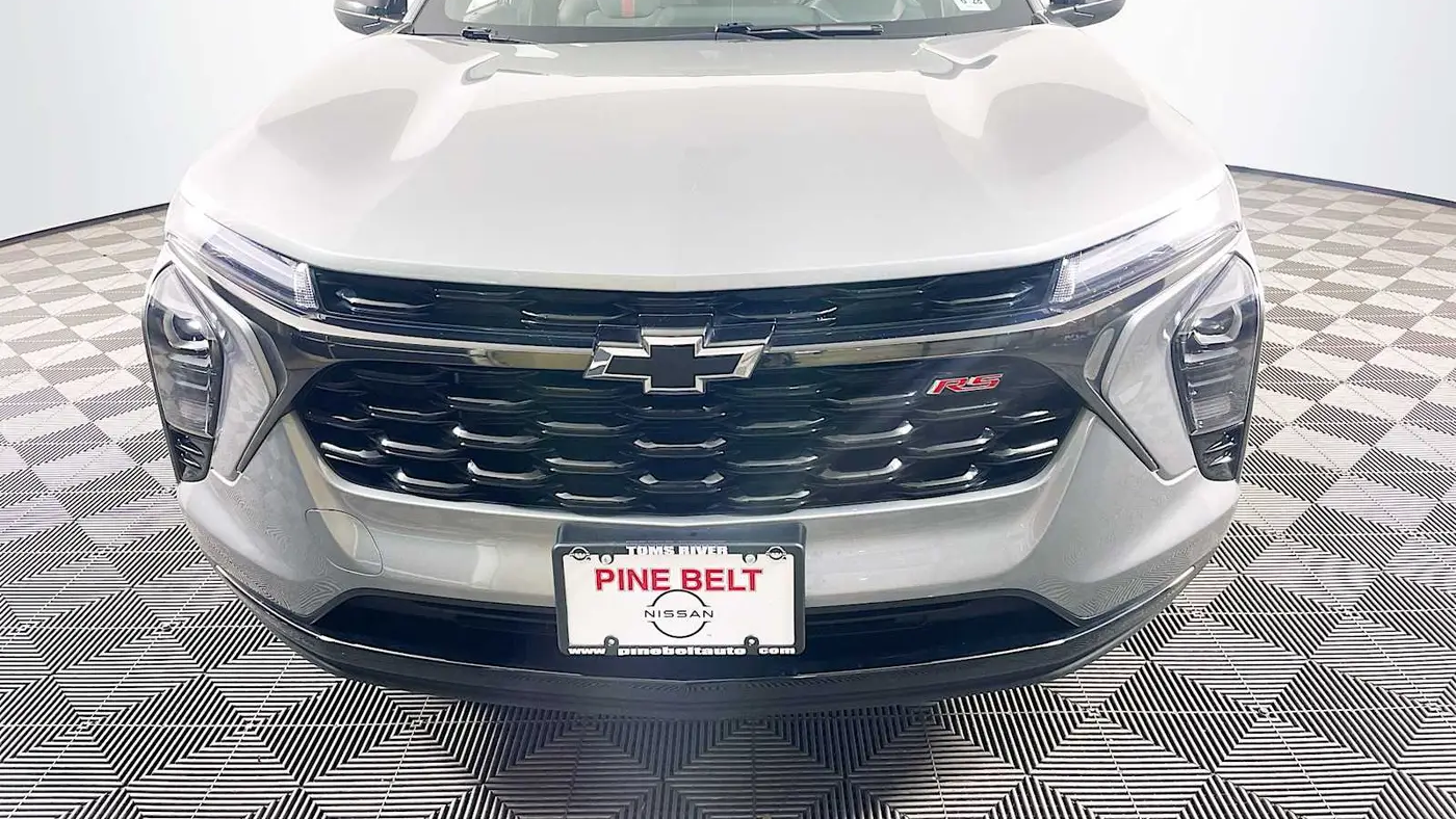 2024 Chevrolet Trax RS