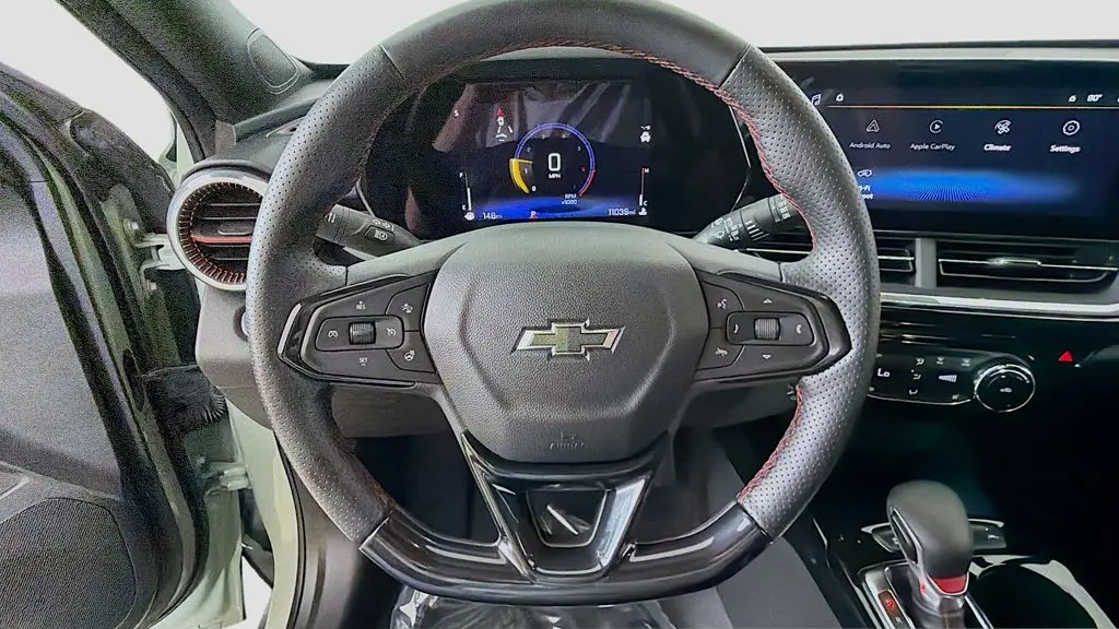 2024 Chevrolet Trax RS