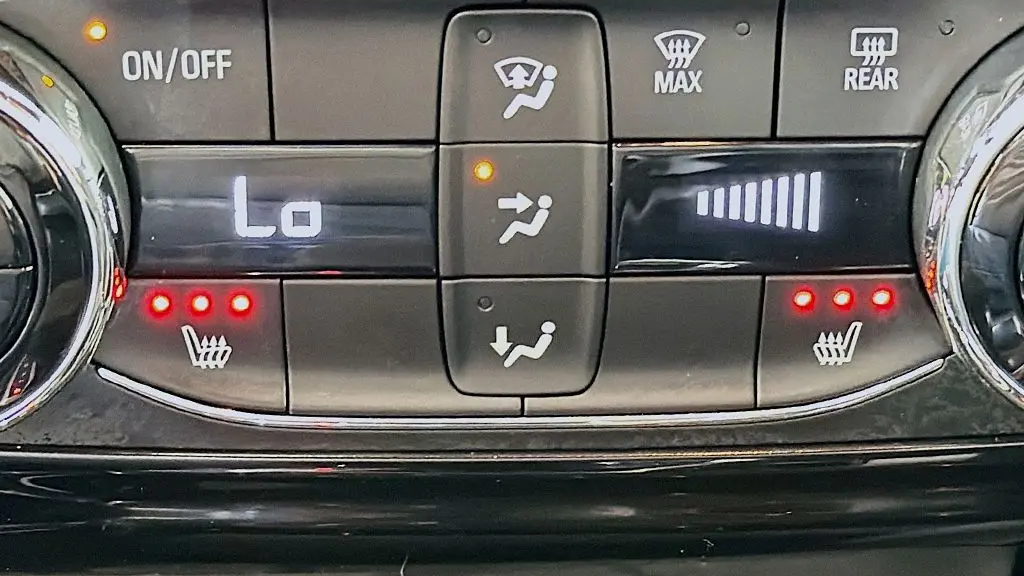2024 Chevrolet Trax RS