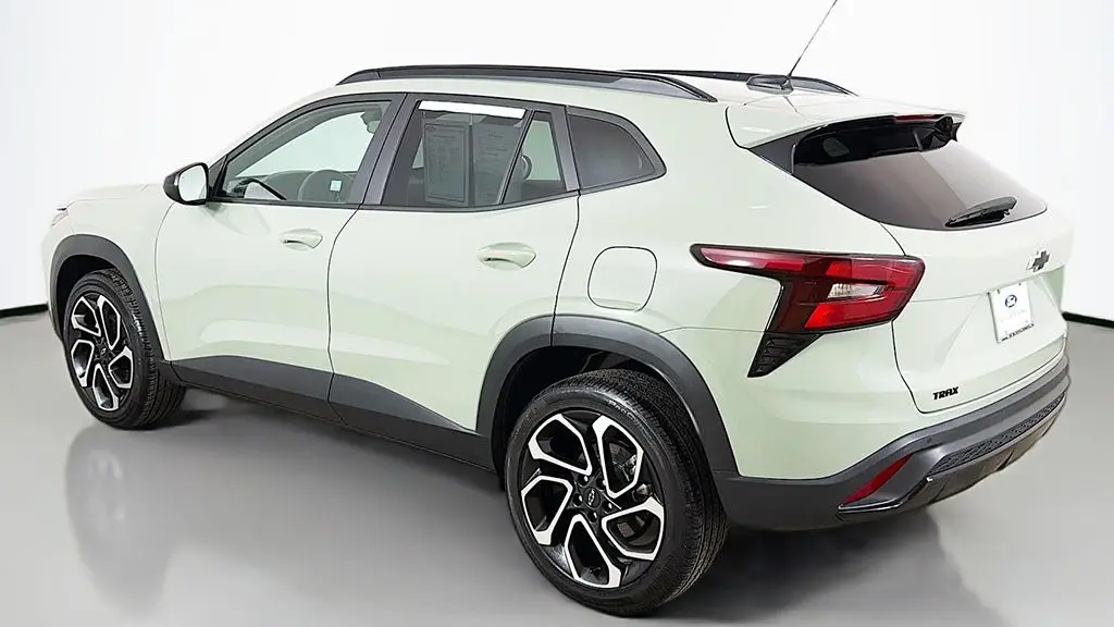 2024 Chevrolet Trax RS