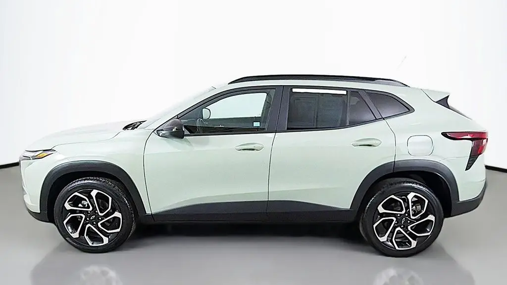2024 Chevrolet Trax RS