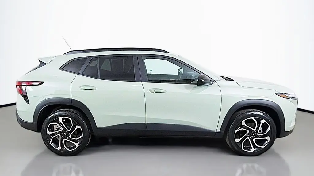 2024 Chevrolet Trax RS