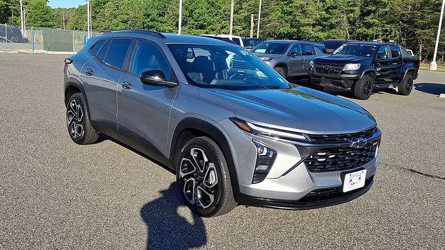 2024 Chevrolet Trax RS