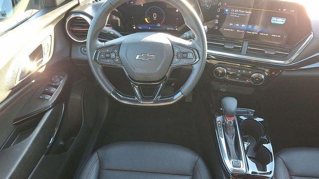 2024 Chevrolet Trax RS