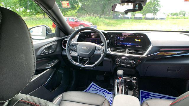 2024 Chevrolet Trax RS