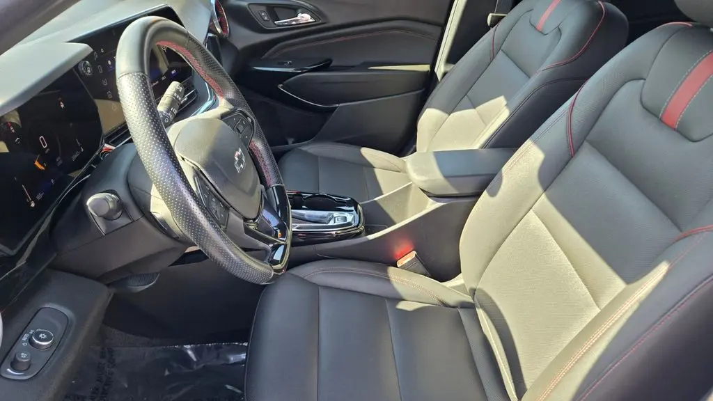 2024 Chevrolet Trax RS