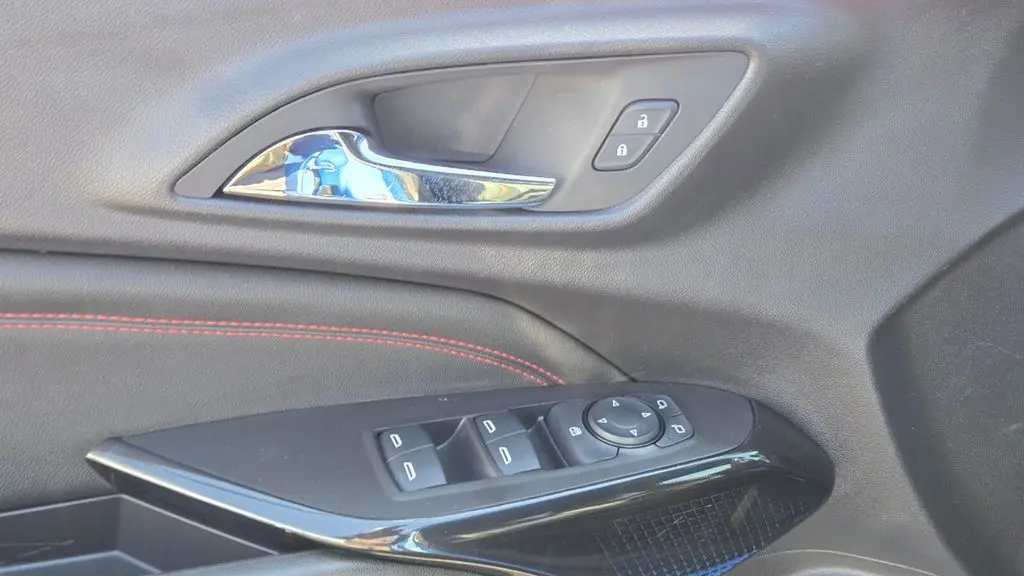 2024 Chevrolet Trax RS