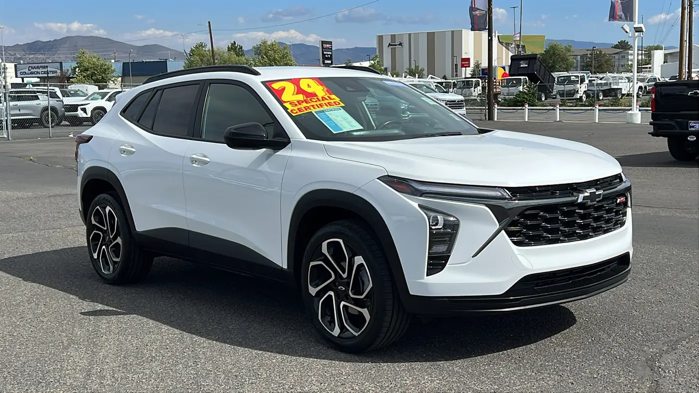 2024 Chevrolet Trax RS