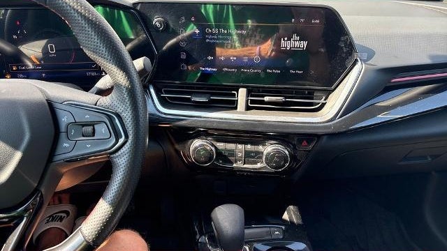 2024 Chevrolet Trax RS