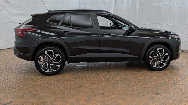 2025 Chevrolet Trax RS