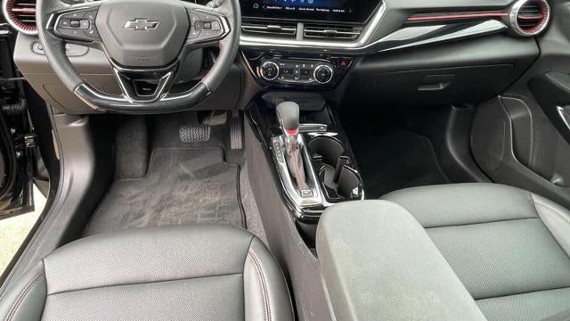2025 Chevrolet Trax RS
