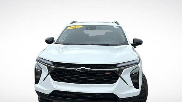 2025 Chevrolet Trax RS