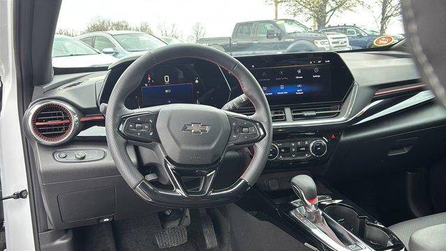2025 Chevrolet Trax RS