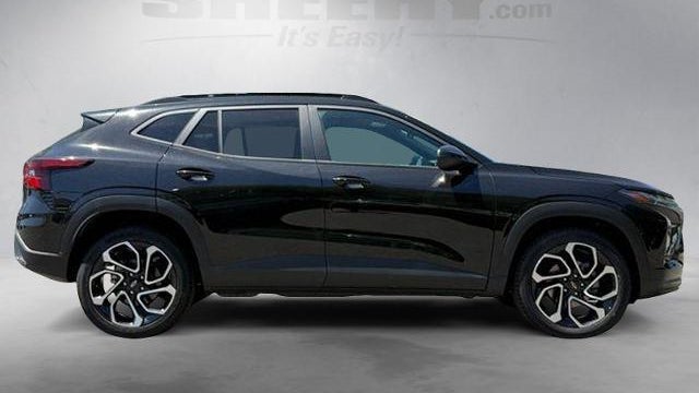 2025 Chevrolet Trax RS