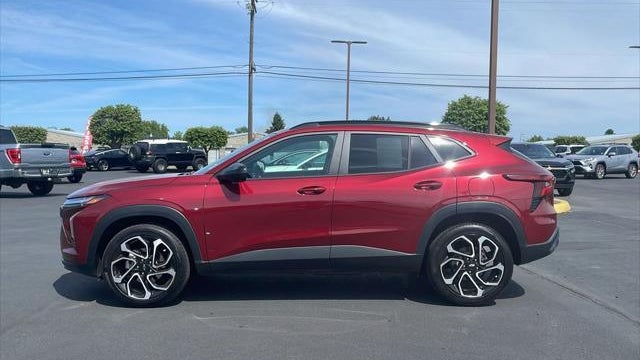 2025 Chevrolet Trax RS