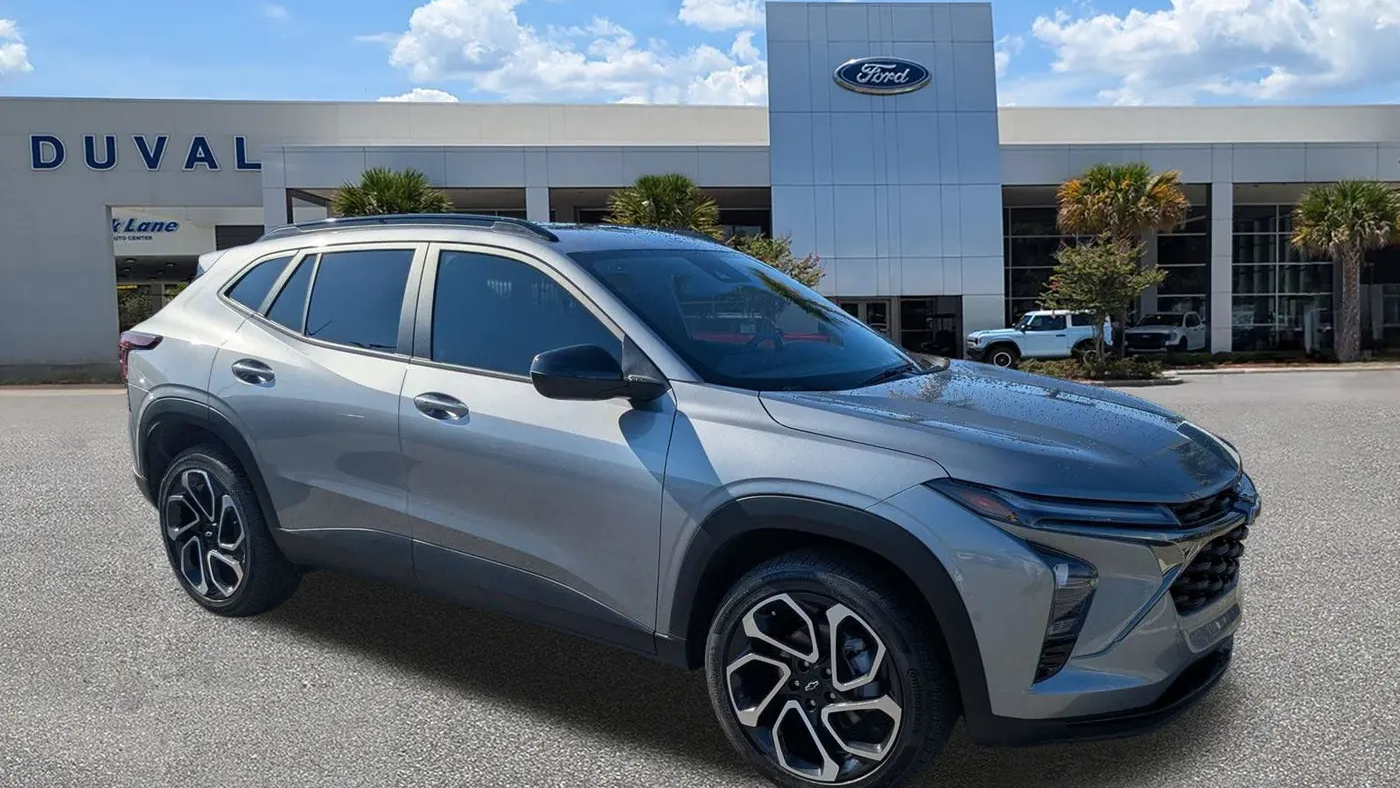 2025 Chevrolet Trax RS