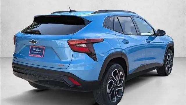2025 Chevrolet Trax RS