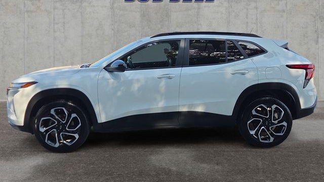 2025 Chevrolet Trax RS