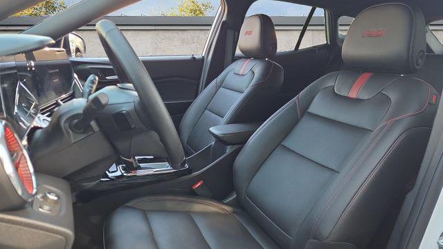 2025 Chevrolet Trax RS