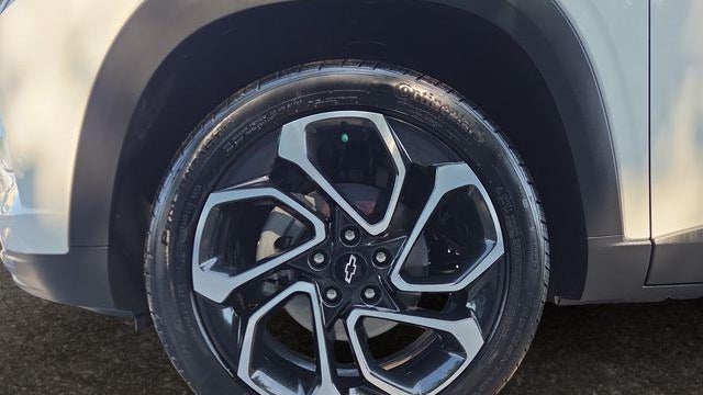 2025 Chevrolet Trax RS