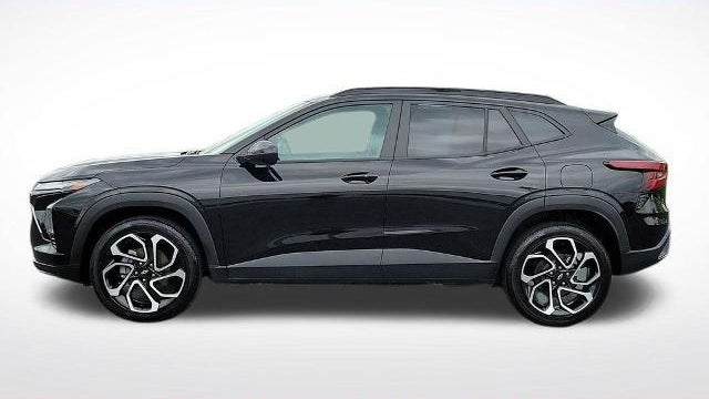 2025 Chevrolet Trax RS
