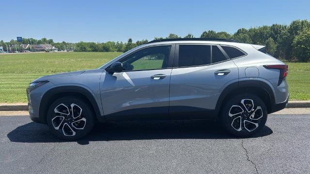 2025 Chevrolet Trax RS