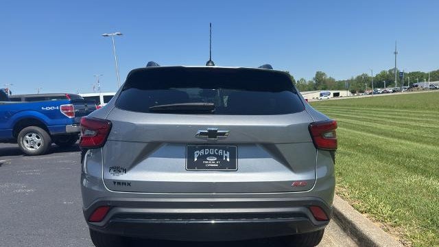 2025 Chevrolet Trax RS