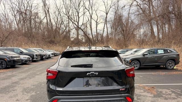 2025 Chevrolet Trax RS