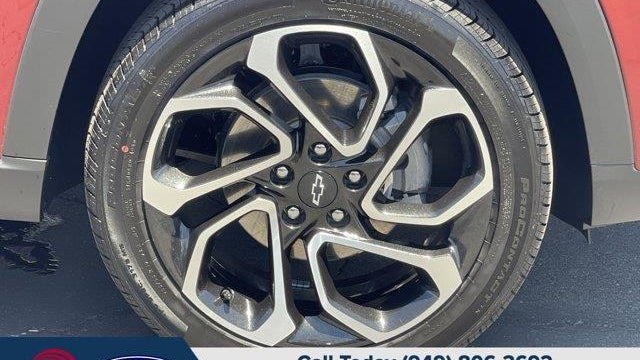 2025 Chevrolet Trax RS