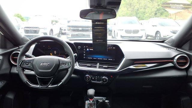 2025 Chevrolet Trax RS