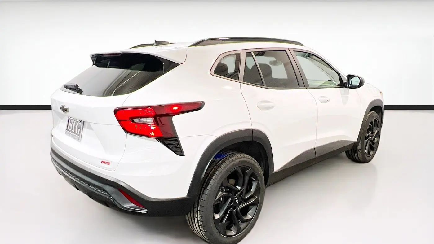 2025 Chevrolet Trax RS