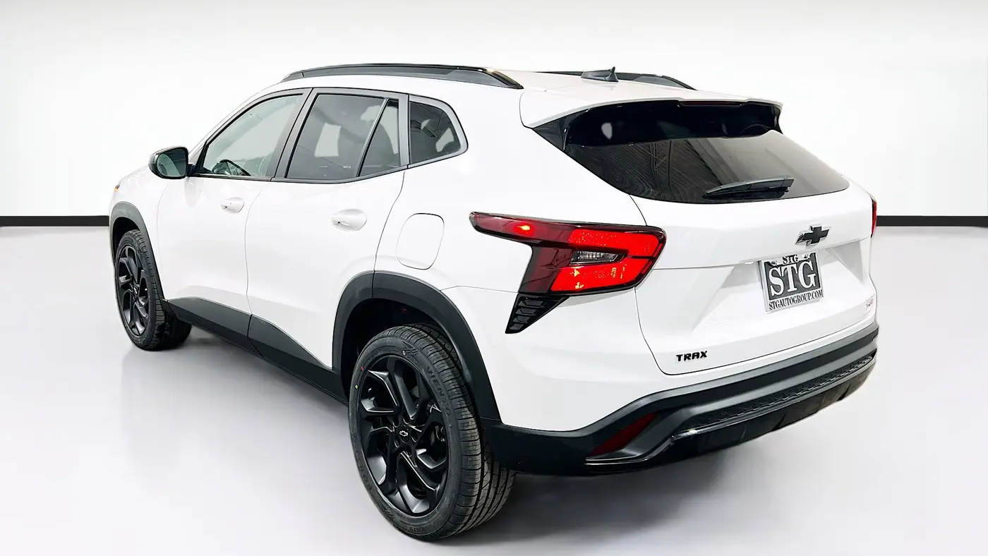 2025 Chevrolet Trax RS