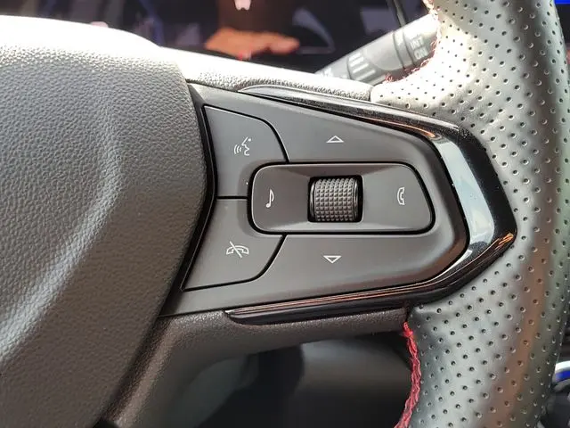 2025 Chevrolet Trax - $21,990